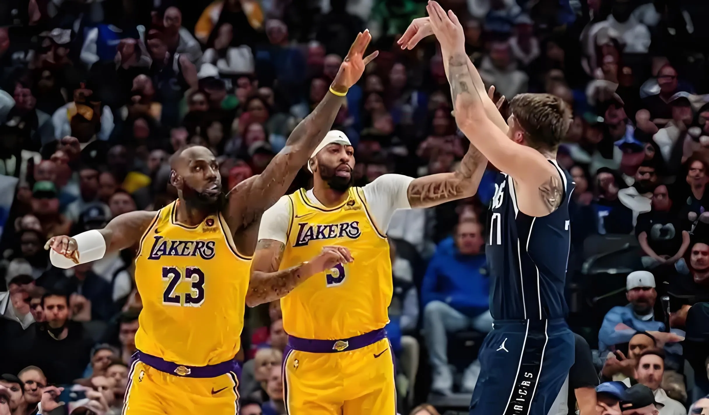 爱游戏中国官方网站平台-&quot;爵士队攻防一体，排名稳步提升&quot;