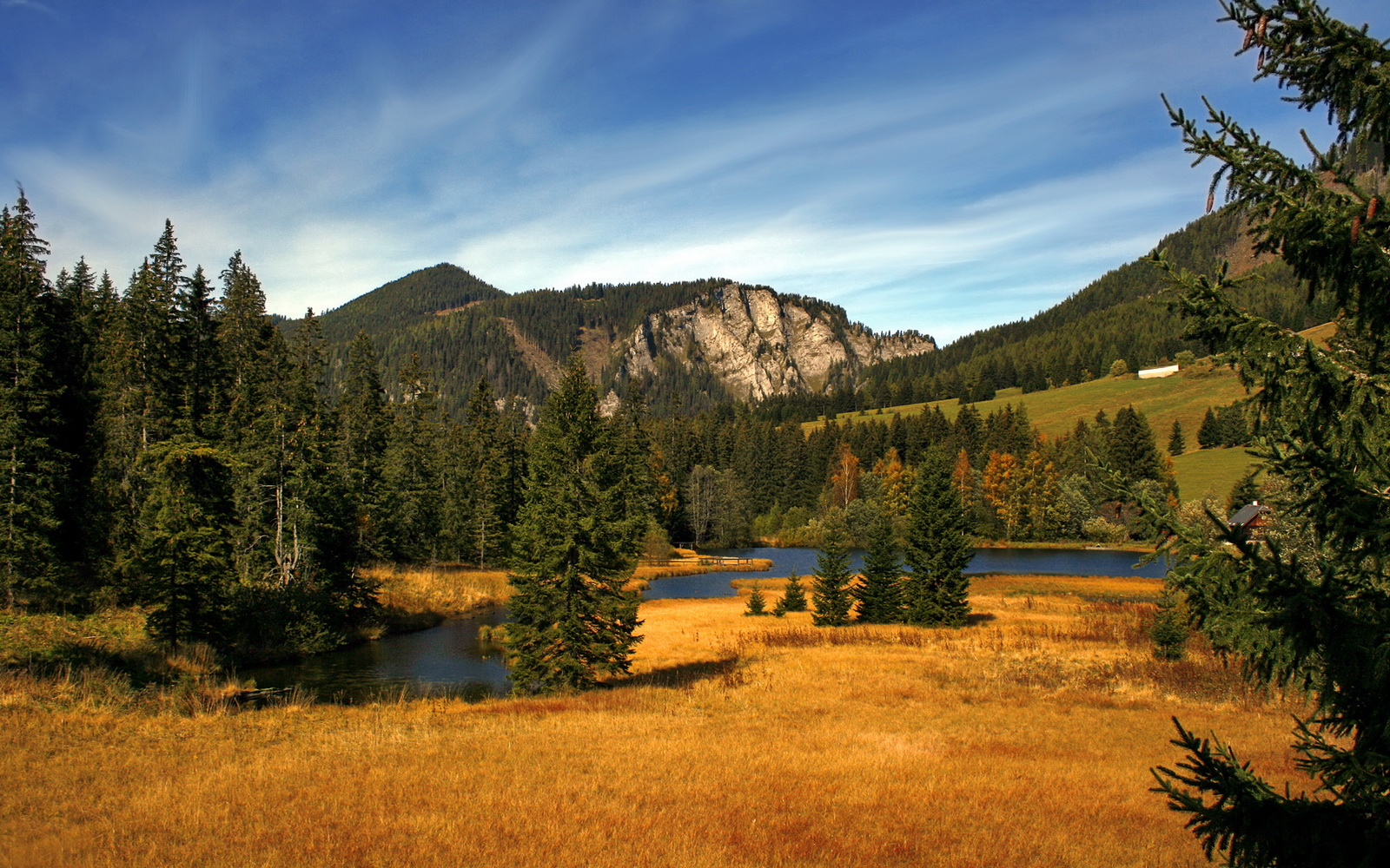 创纪录篮球选手达成个人三双,历届三人篮球