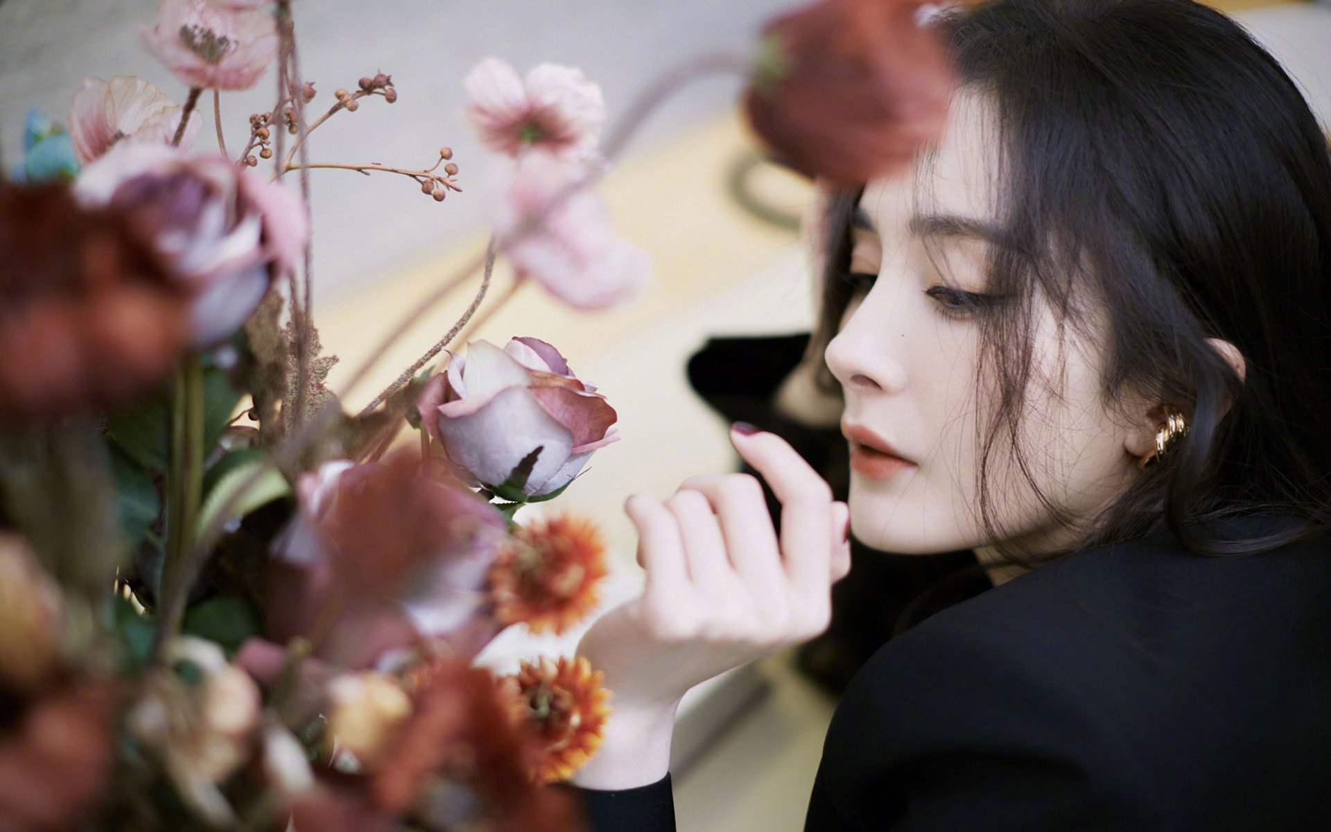 爱游戏app下载-皇马惨遭拜仁淘汰，梦断欧冠四强，皇马大胜拜仁