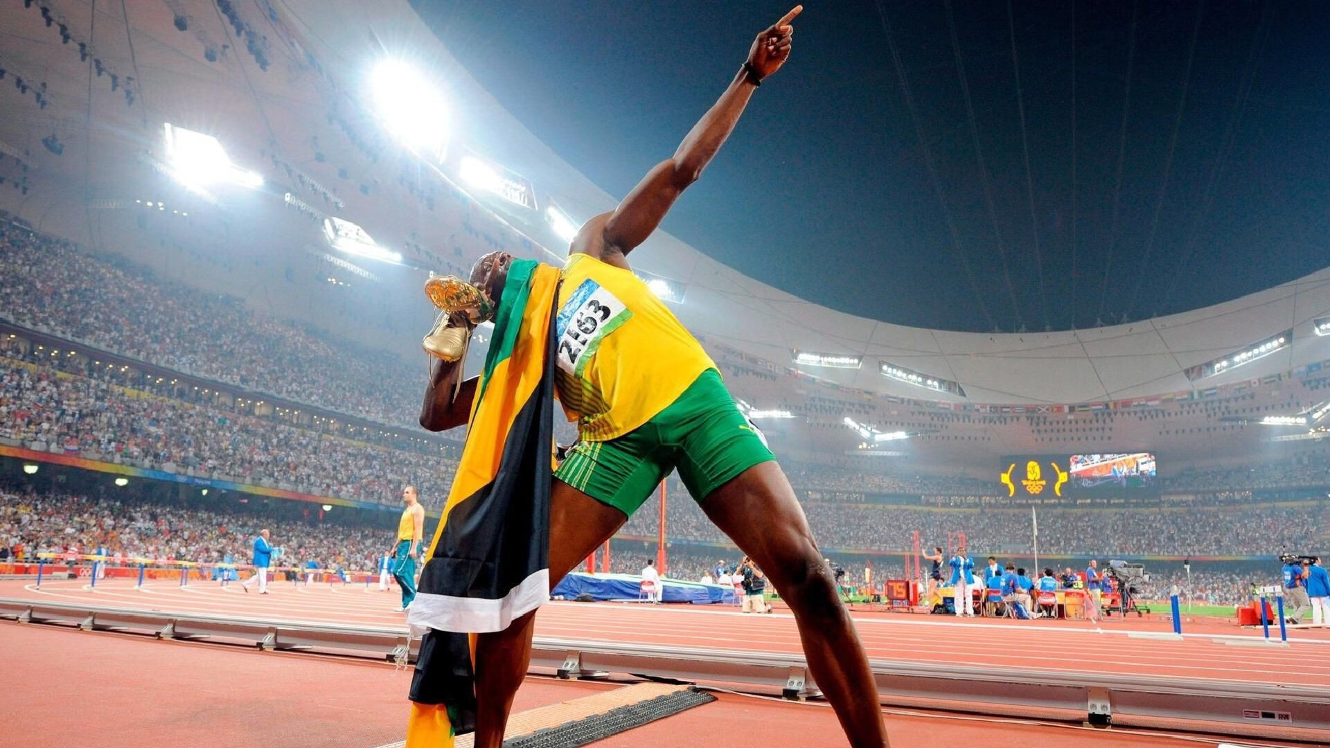 爱游戏官方-《战术深度：高手解析比赛中关键的操作细节》，比赛战术名词解释